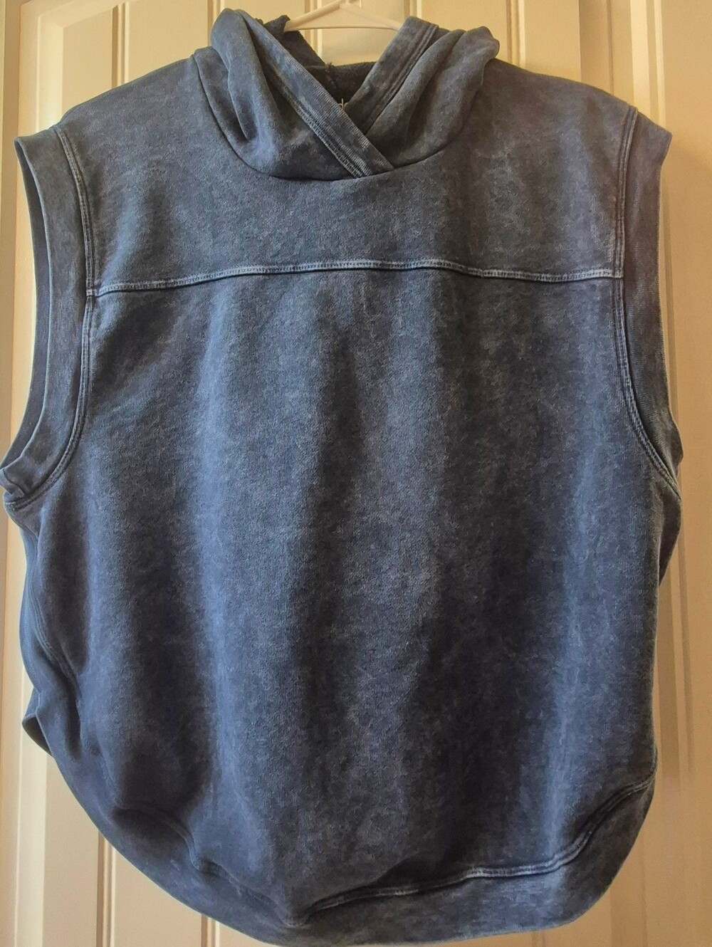Womens Acid Wash Style Avocado Sleeveless Hoodie Size Medium